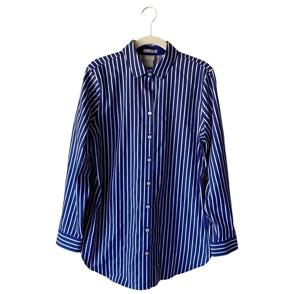 Chico’s Long Sleeved Blue/White Striped No Iron Button Up Size 0 (US 4)